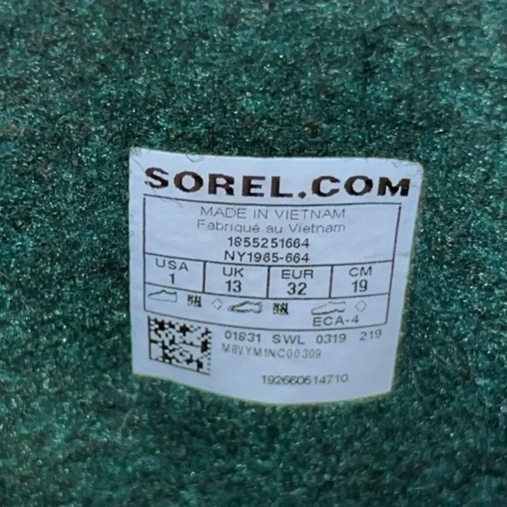 Sorel Flurry Red & Black Winter Snow Boots‎